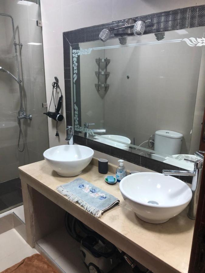 Bel appartement rénové proche de la gare du train Rabat Extérieur photo